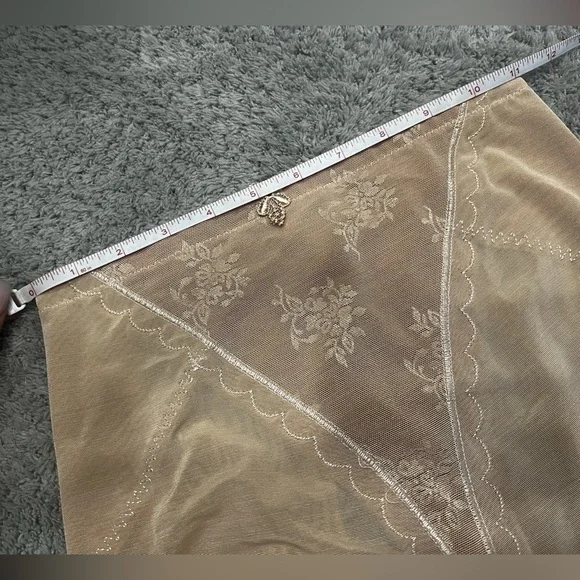 Shapewear‎ bundle - Picture 2 of 2